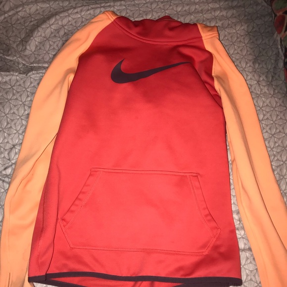 Girls Nike hoodie - Picture 1 of 2
